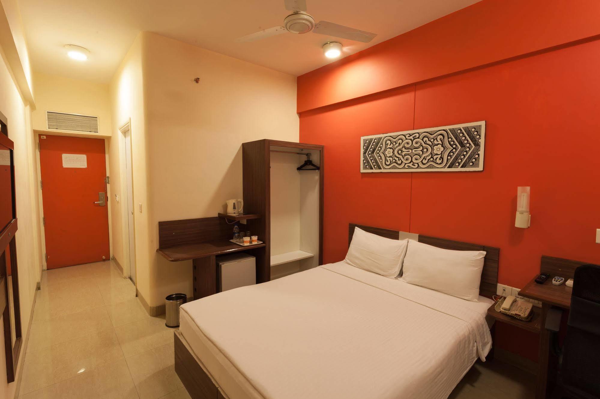 Hotel Vastrapur